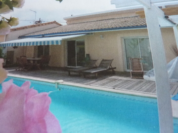 A vendre maison avec piscine rue Pascat Triat 33520 Bruges